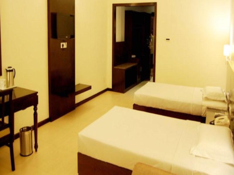 Hotel Ark Continental Rudrapur Eksteriør billede