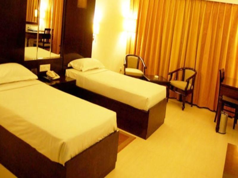 Hotel Ark Continental Rudrapur Eksteriør billede